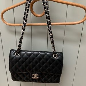 Black purse